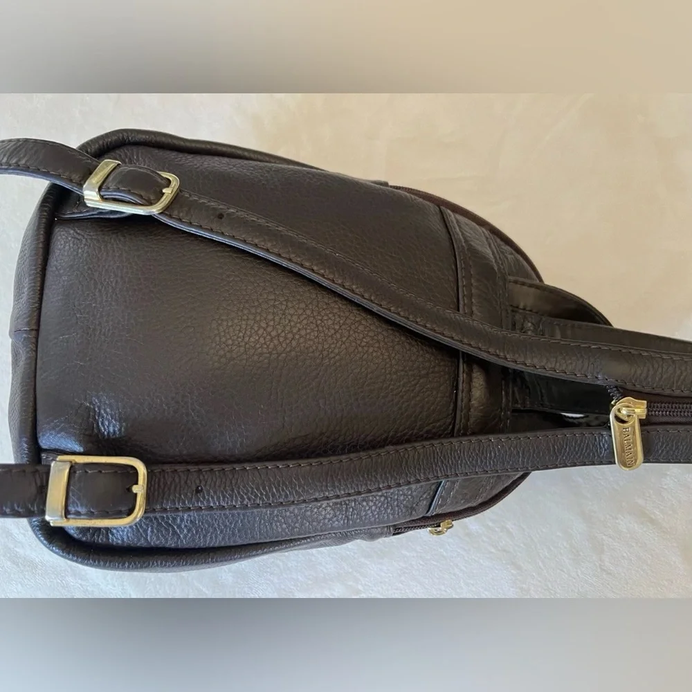 🩷Balmain Black Leather Backpack with Gold Accent💚